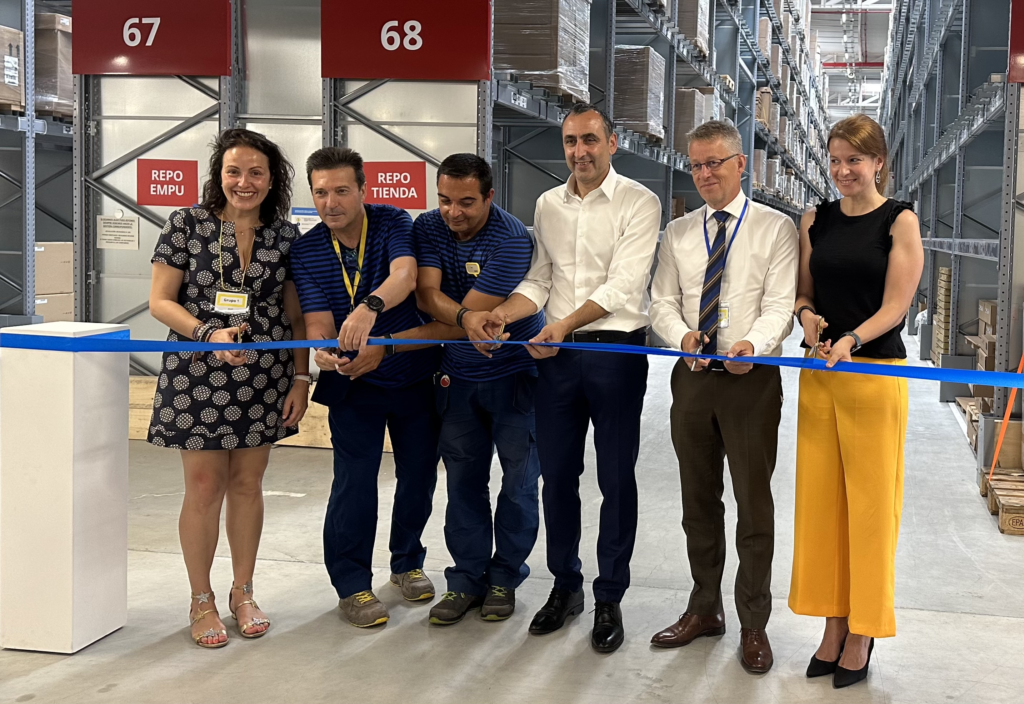 La AER presente en la inauguración del primer centro logístico local de IKEA