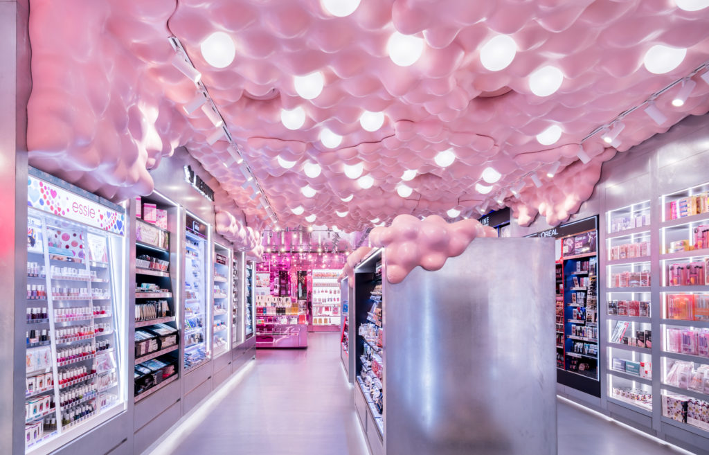 Wanna diseña la espectacular flagship store de Perfumerías Primor en Barcelona