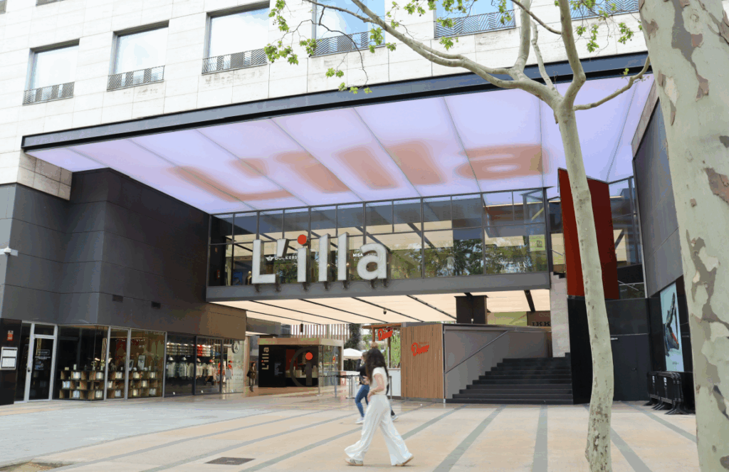 L’illa Diagonal apuesta por el diseño lumínico de Lumalia Studio