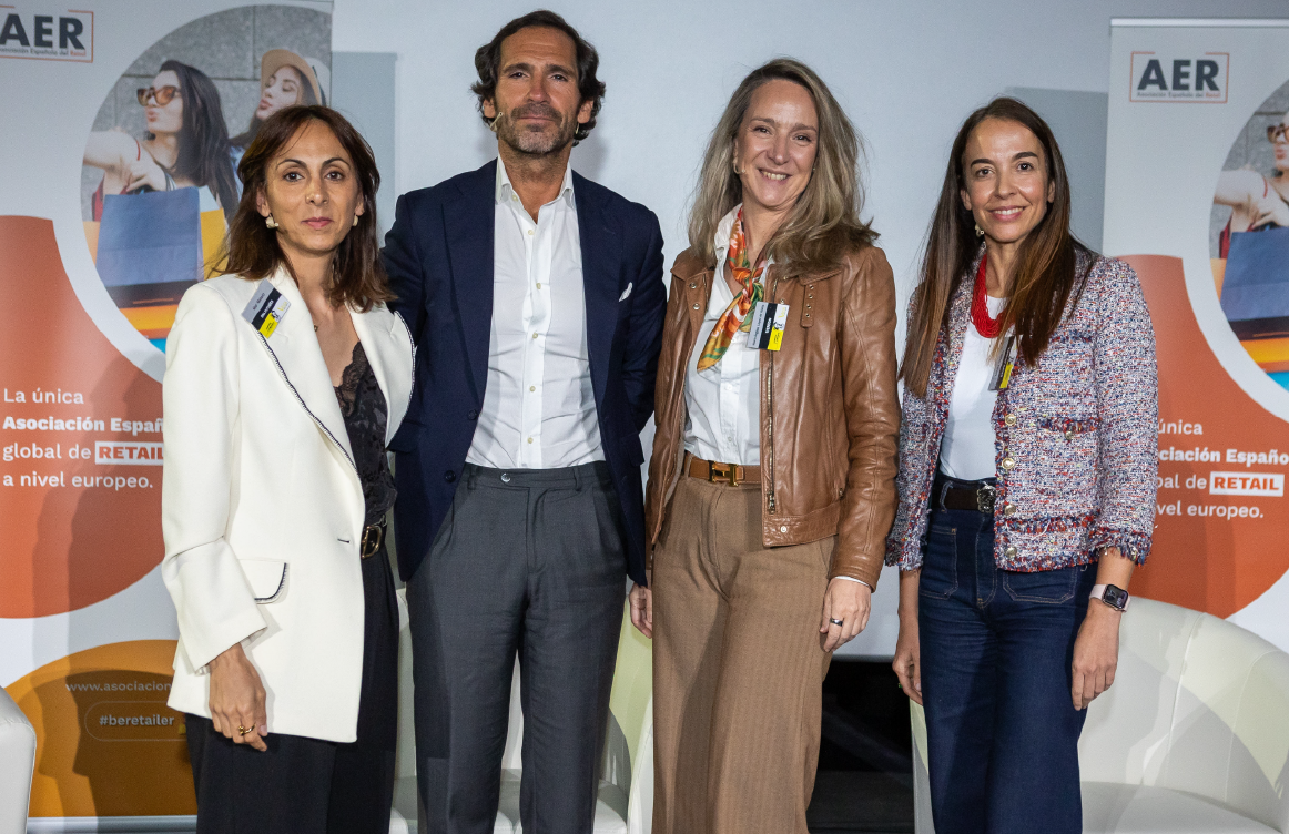 Vega Retail Mujer 2025 -2