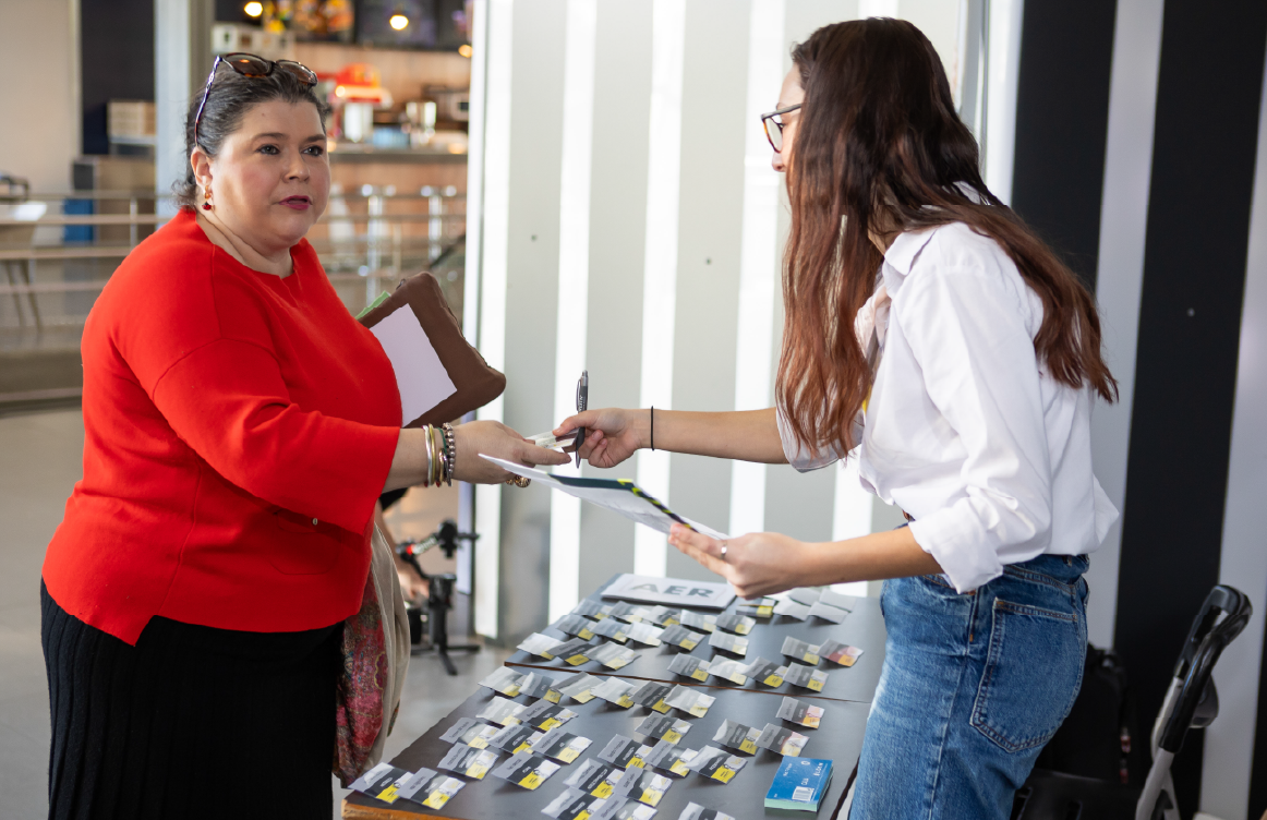 Vega Retail Mujer 2025 -9