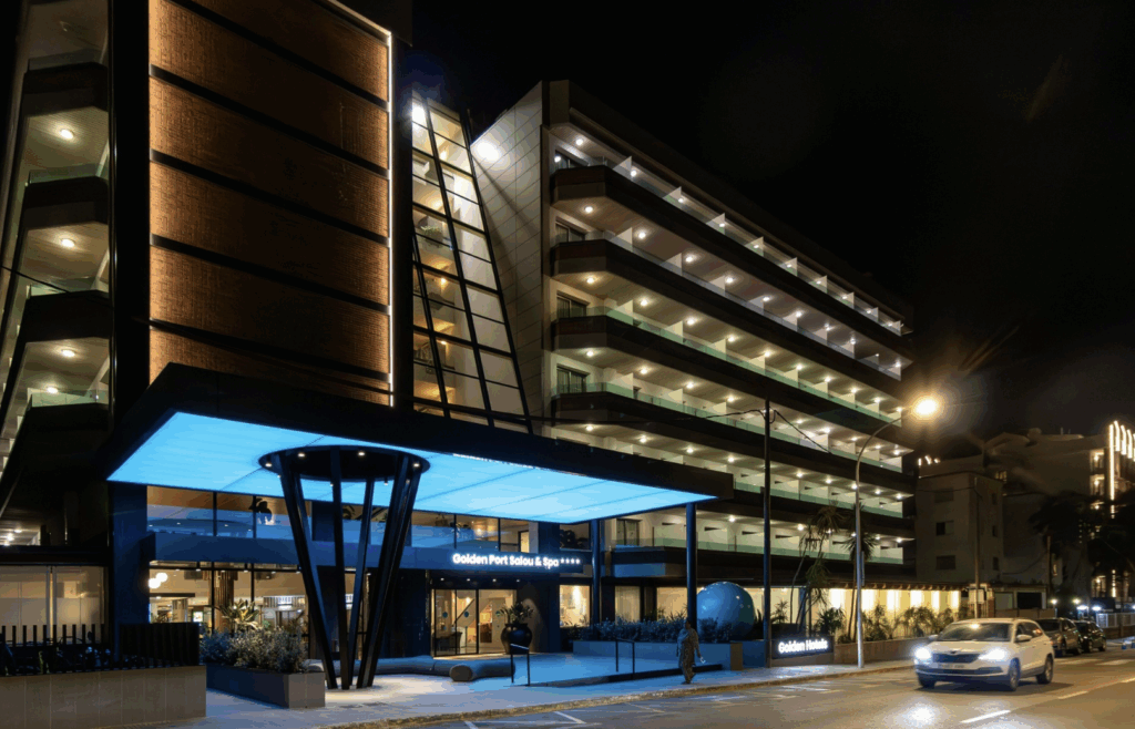 La cadena hotelera Golden Hotels & Experience apuesta por las enseñas de Led Dream Group