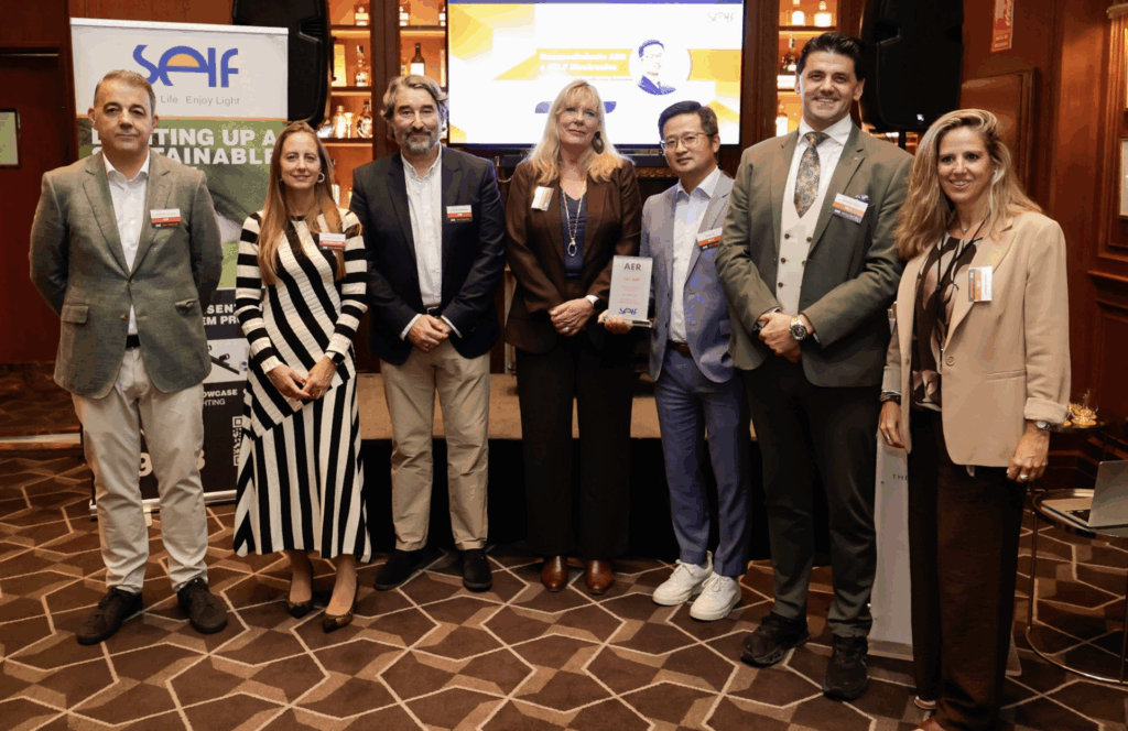 AER reconoce a SELF Electronics como Partner Innovador en iluminación de los Espacios Retail