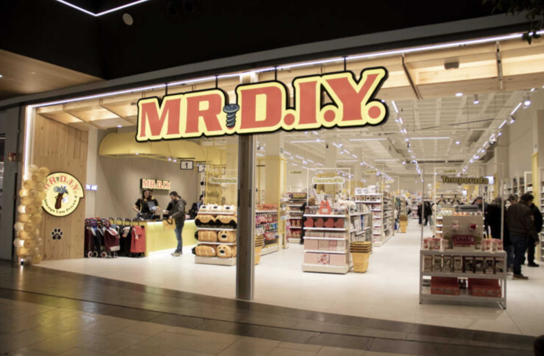 MR. D.I.Y. abre una tienda en el Centro Comercial de Ponferrada